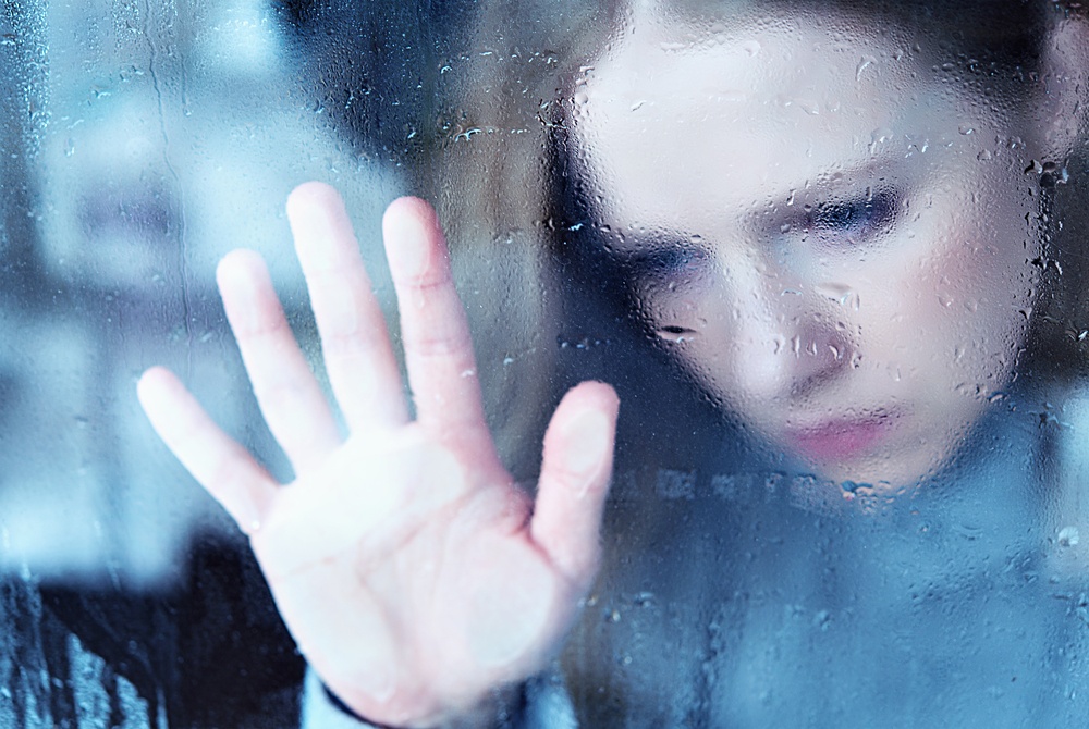 Seasonal Depression vs. Regular Depression: 8 Differences You Should Know
